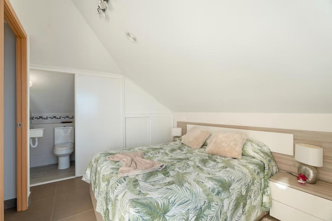 Golden Horizon Con Piscina Privada Climatizada